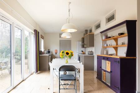 Walnut Barn stunning modern barn conversion in heart the Cotswold's on a private estate.