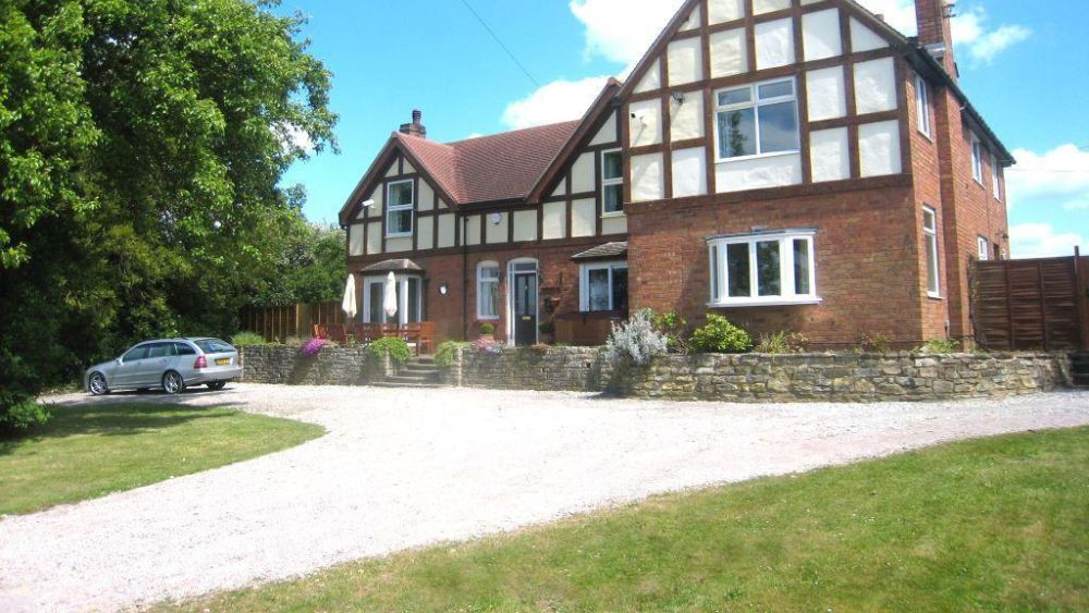 Arden Hill Farm House, Stratford upon Avon, Sleeps 16, Hot Tub &amp; Snooker Room