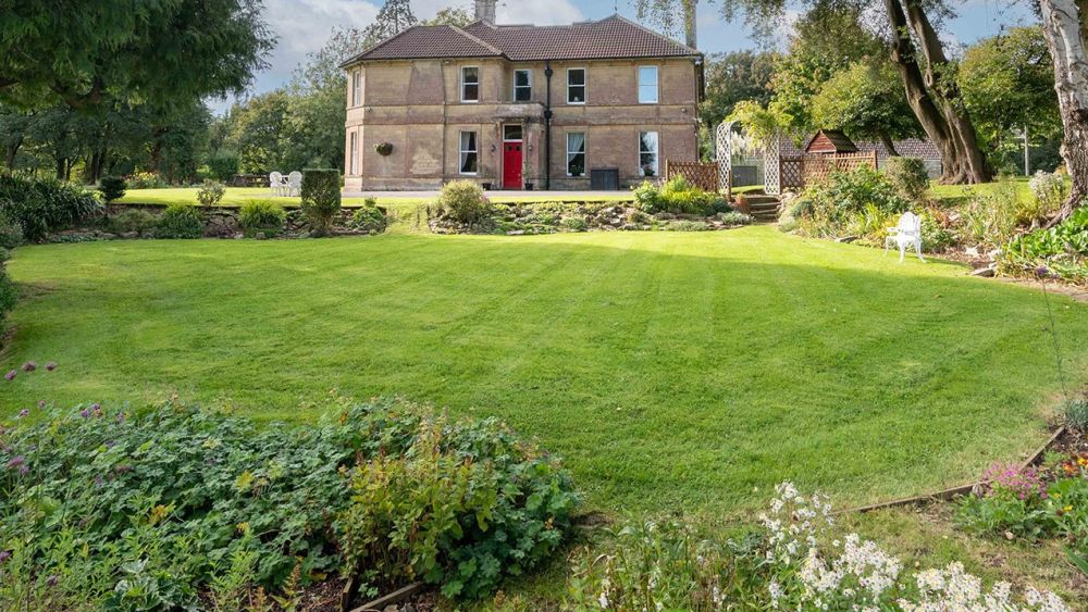 Cholwell Hall A party and celebration house near to Bath