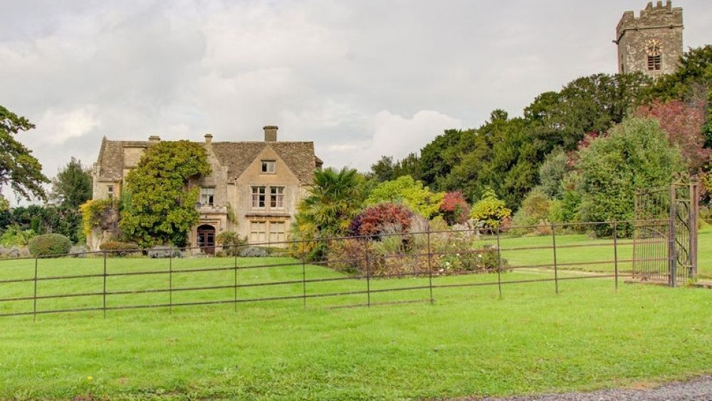 Whitminster House Holiday Cottages for up to 54, Gloucestershire