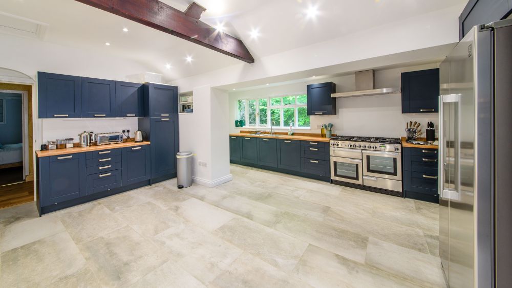 Forest House - A perfect holiday home for exploring the Wye Valley and Forest of Dean, sleeps 12-25