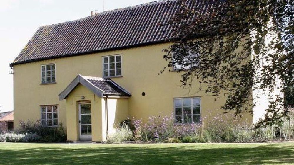 Grove Farm, Suffolk near Southwold, luxury accommodation sleeps up to 27 in 4 properties