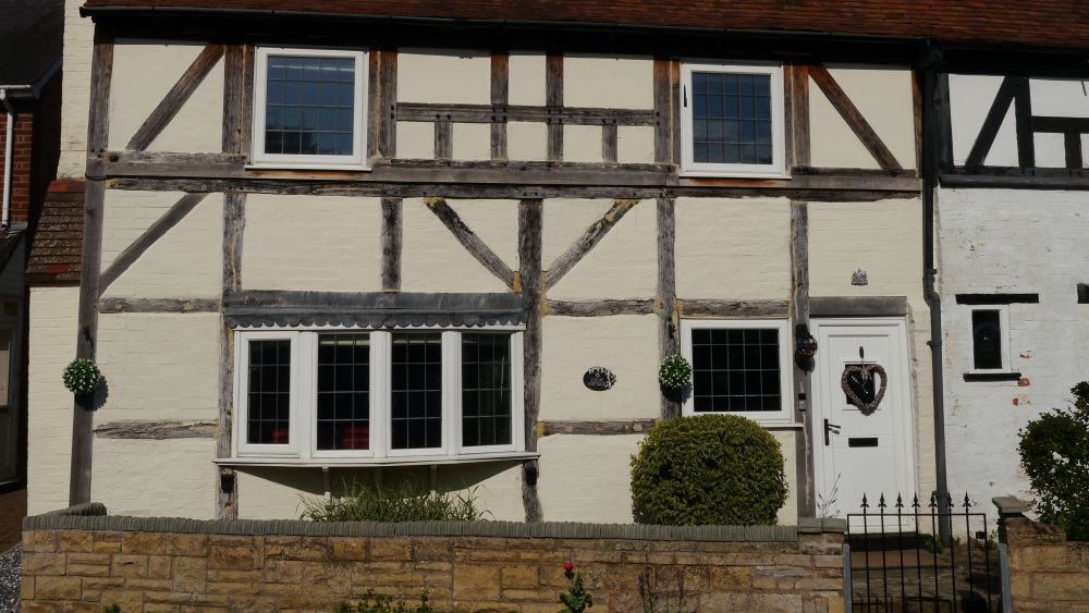 Lilac Cottage - Sleeps 8 - HOT TUB in private garden - Henley in Arden, Stratford upon Avon