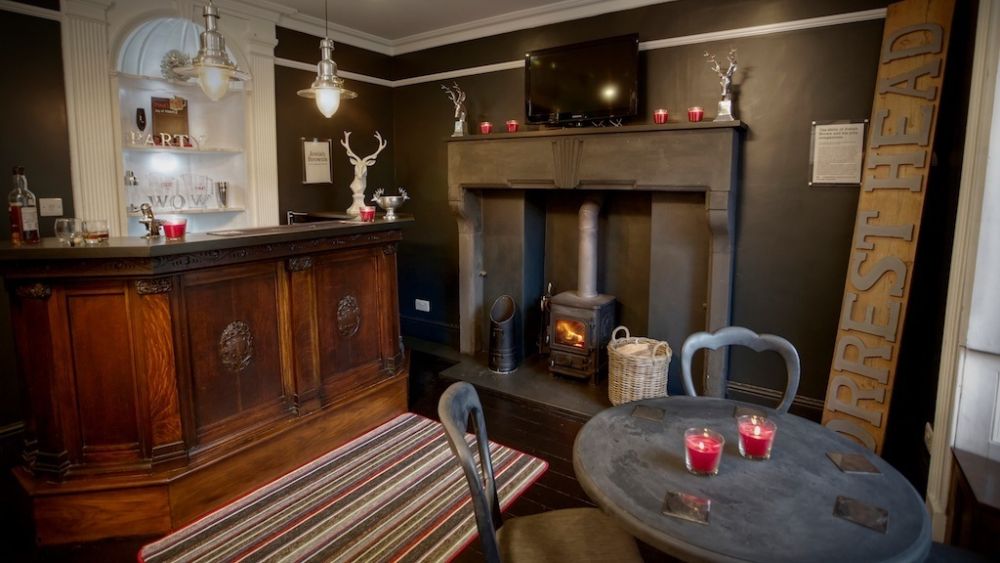 Orrest Head House, 5 star, large house with its own bar