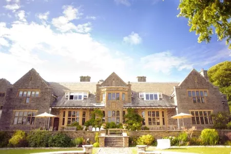 Pickwell Manor – a coastal retreat for families, friends and special celebrations