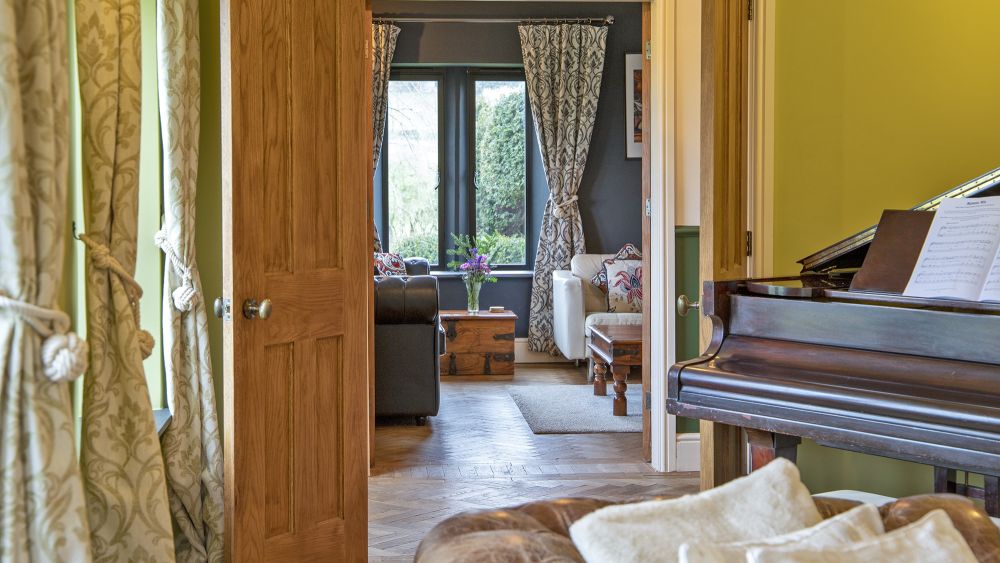 Stainsborough Hall for 21 people, Derbyshire Dales