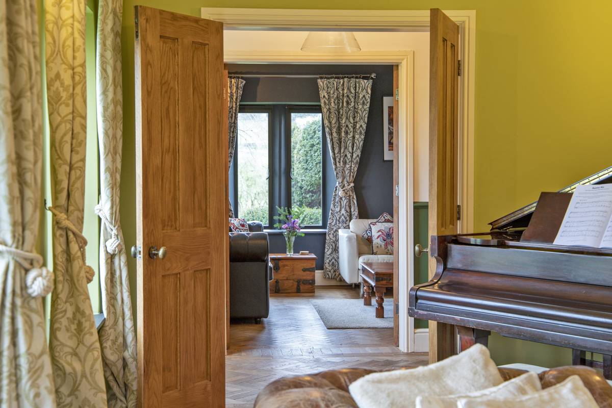 Stainsborough Hall for 21 people, Derbyshire Dales