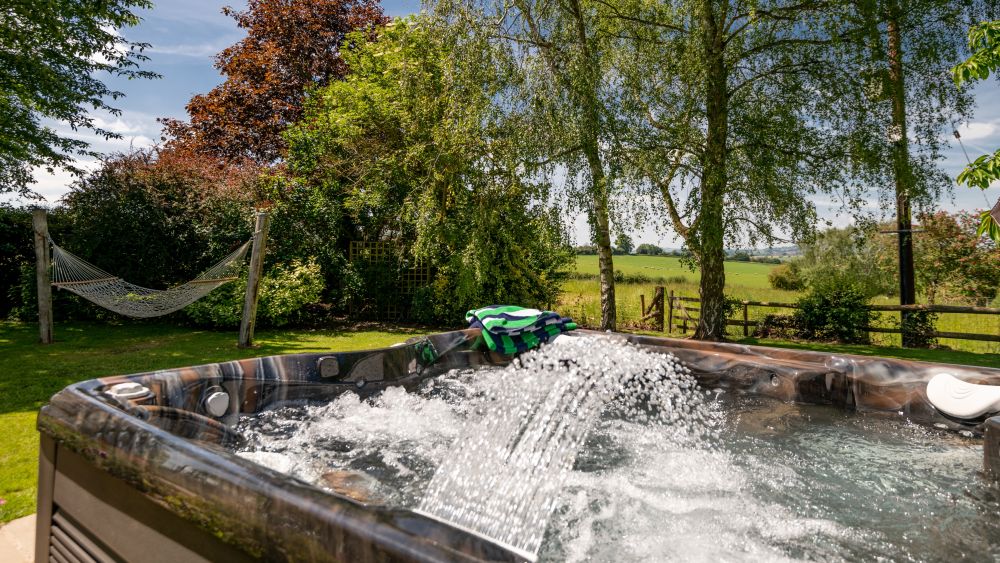 Old Barn House, 4 bedrooms, set in the rolling Herefordshire countryside.