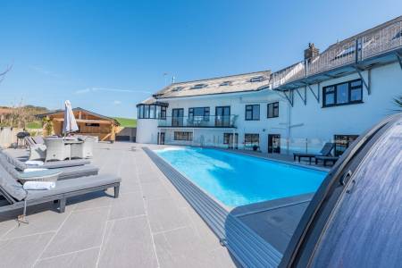 Trebrowen - Holiday & celebration house set in Pembrokeshire's Coastal National Park