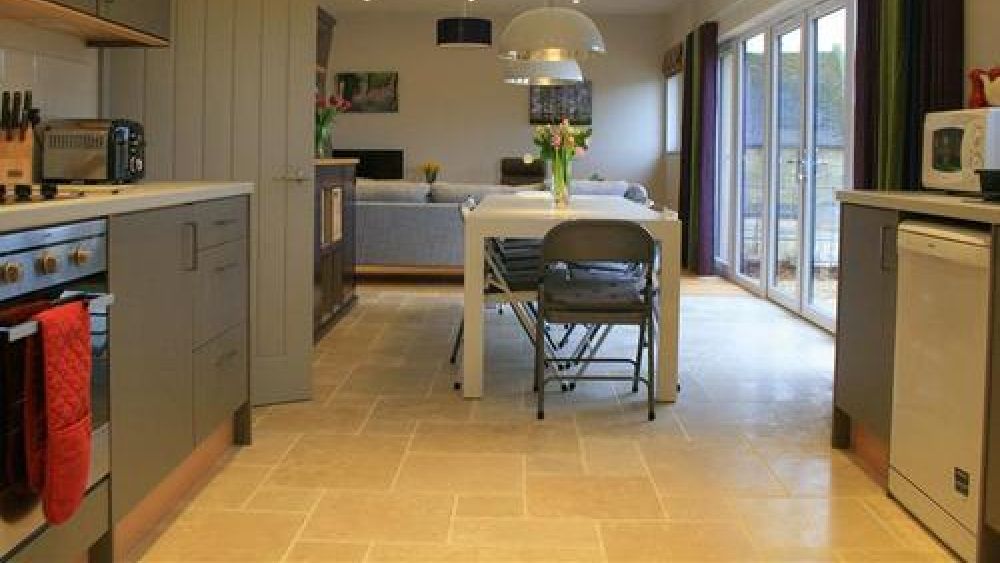 Walnut Barn - Ground floor, 4 en suite bedroom property in the Cotswold's